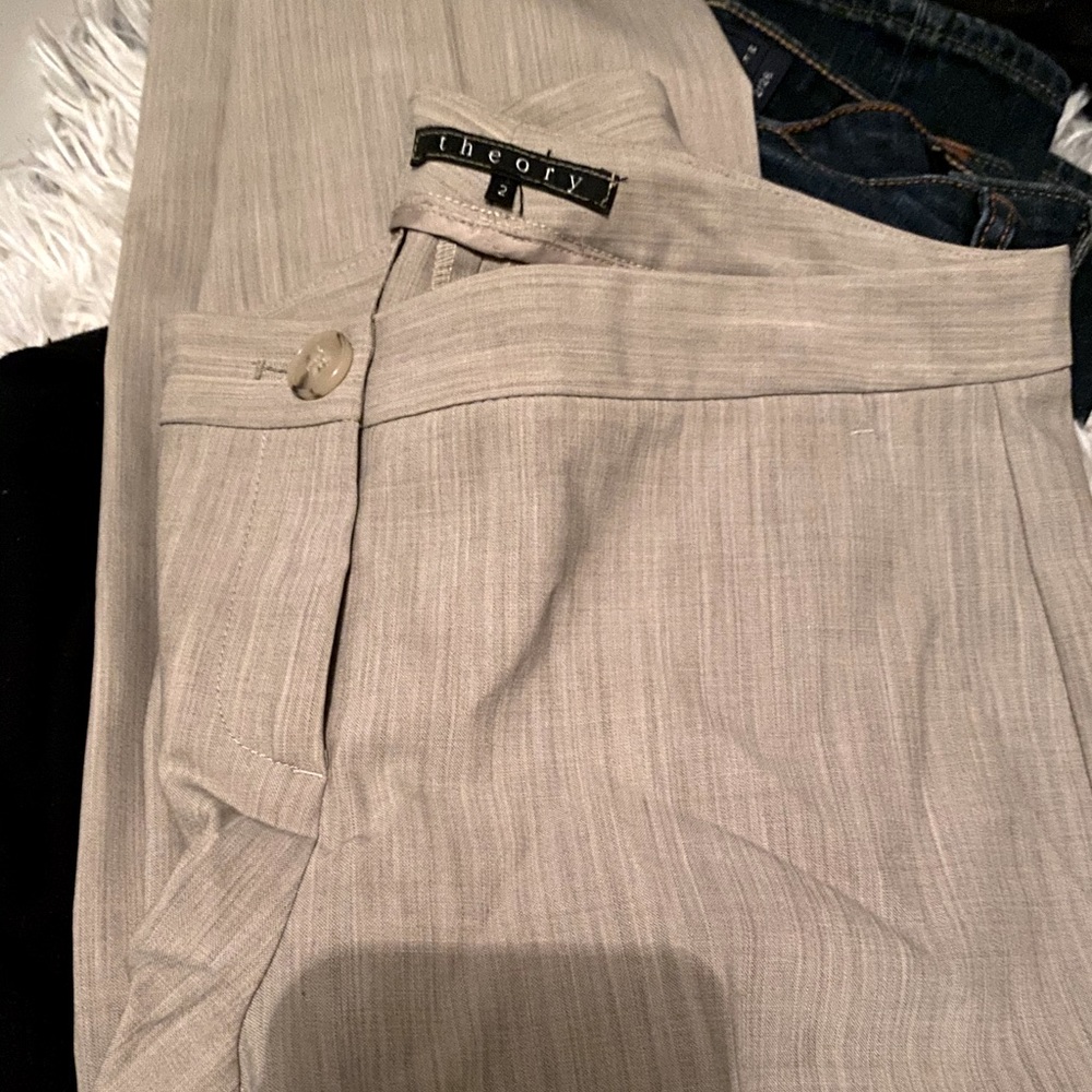 BRAND NEW SZ 2 Theory pants